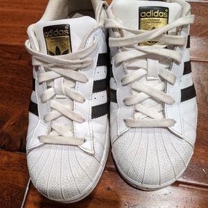 Adidas Superstars size 5